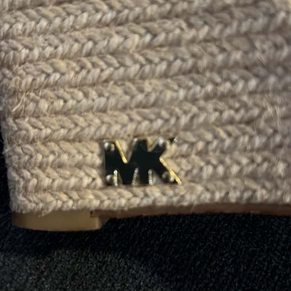 Micheal Kors black/ raffia wedge sandal 6.5 - Picture 5 of 5